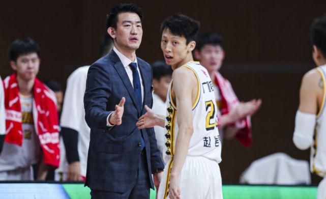 最佳第六人球迷：以后更名“任骏飞杯”麻将胡了2场均74分！35岁助教获(图5)